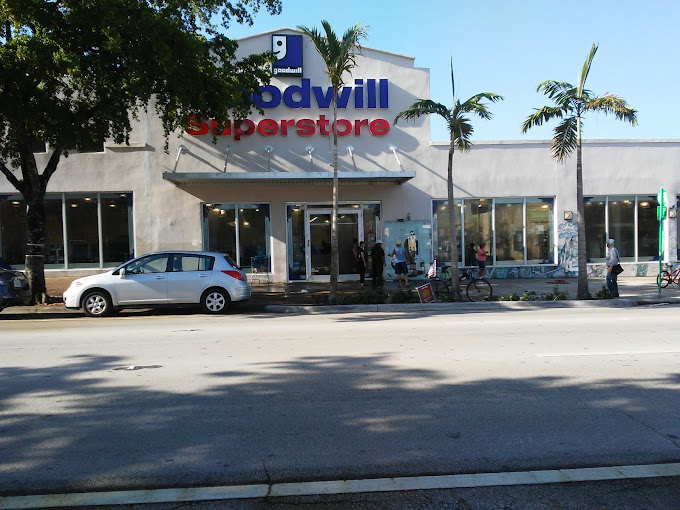 Goodwill – Little Havana/Calle Ocho
