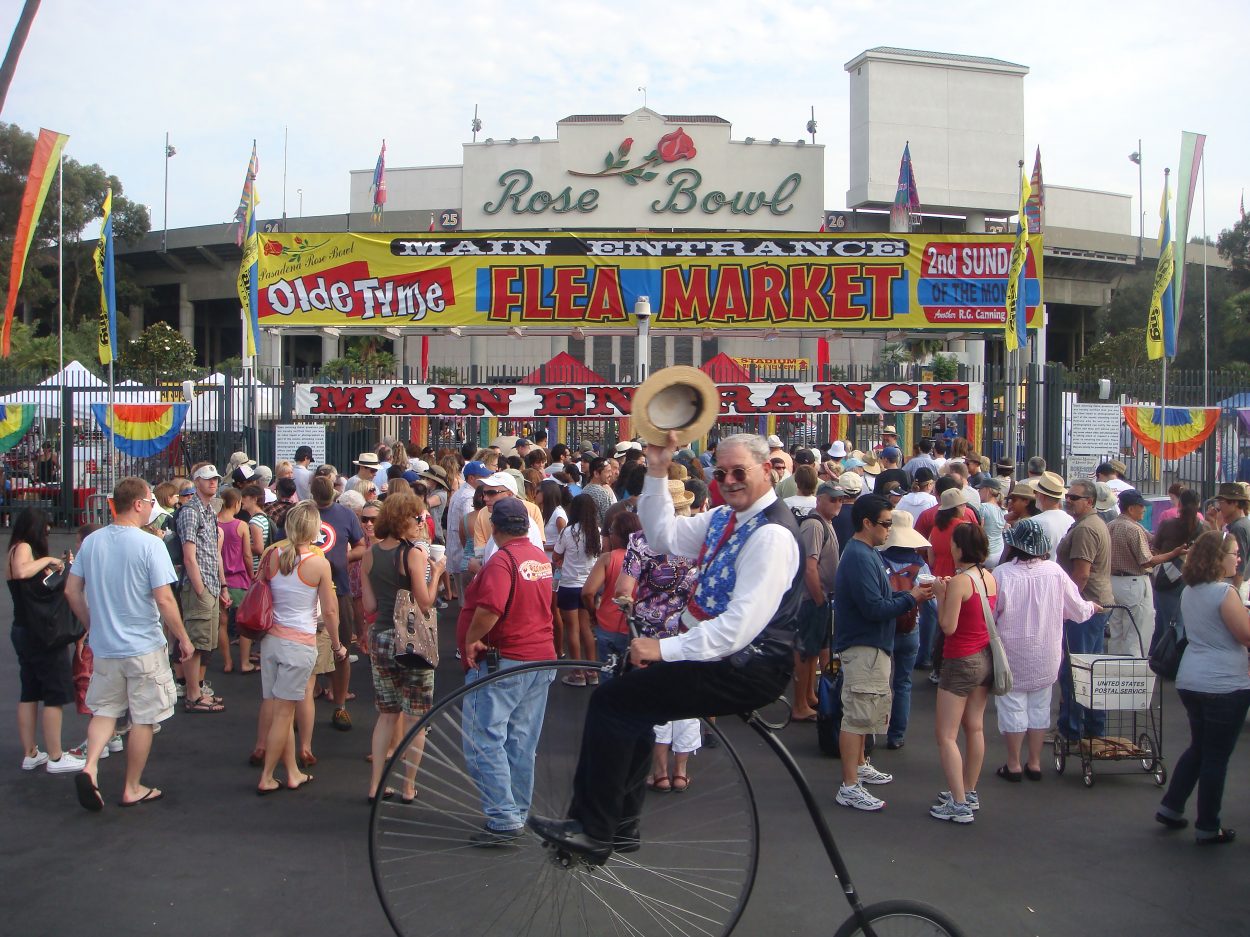 Rose Bowl Flea Market 